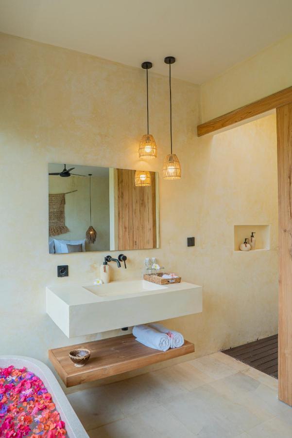 Olea Villas Resort Kuta  Экстерьер фото